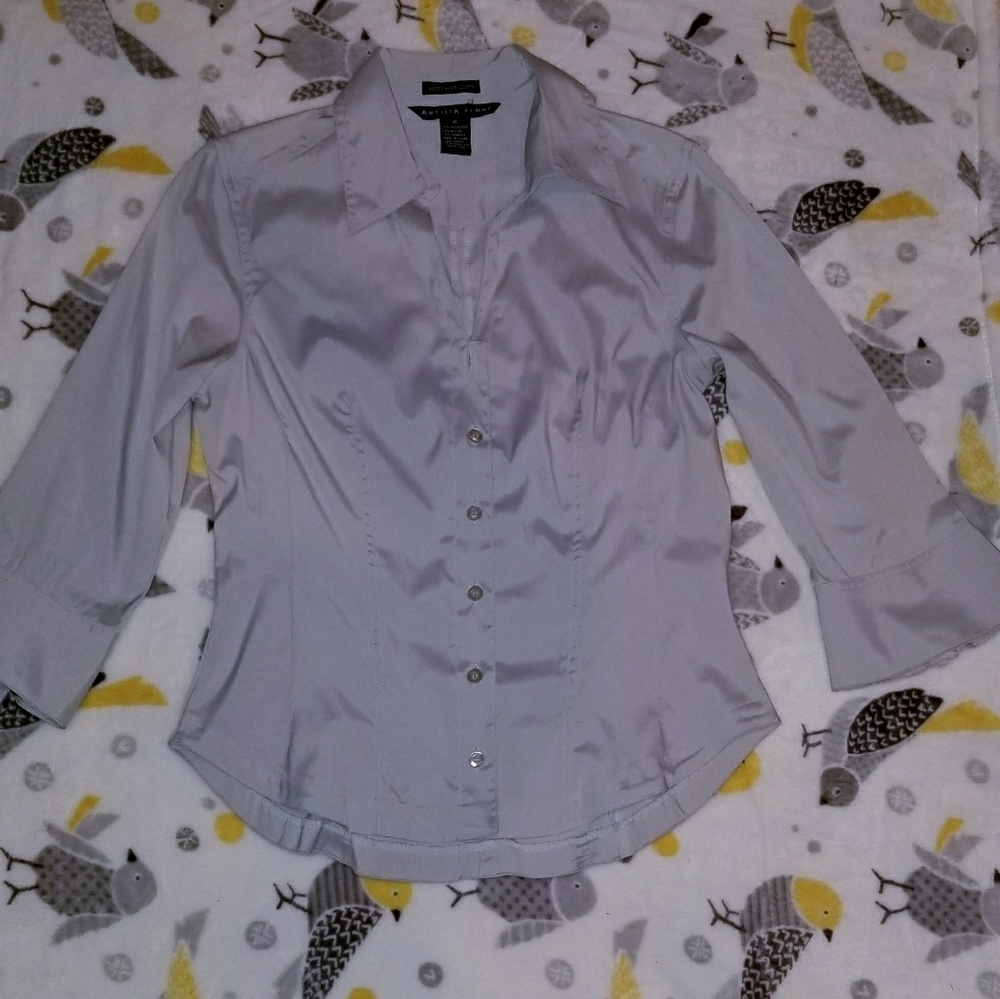 Med. Dressy blouse